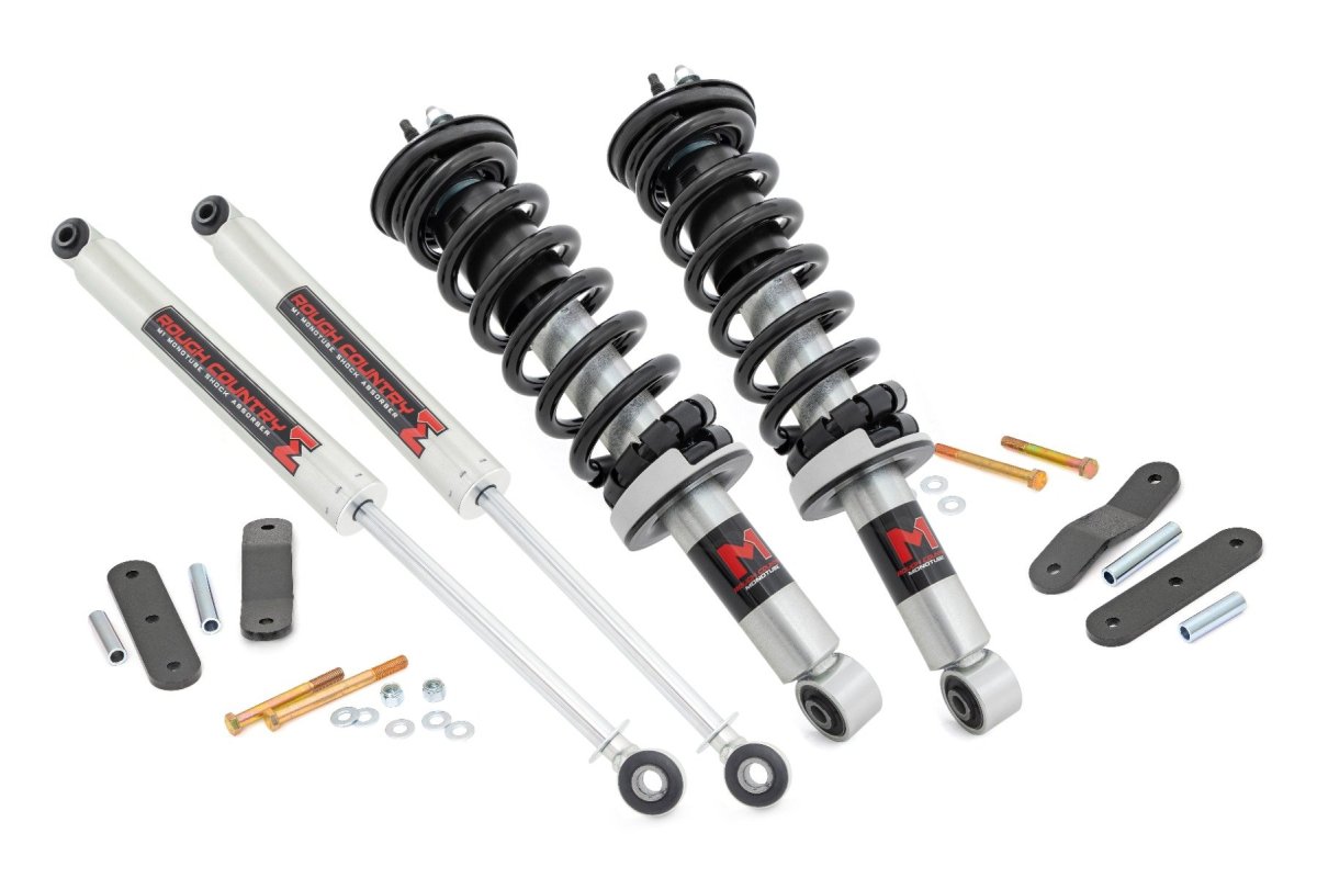 Nissan Frontier Suspension Lift Kit - Rough Country - 2.5-Inch, M1 Struts - '05-'23